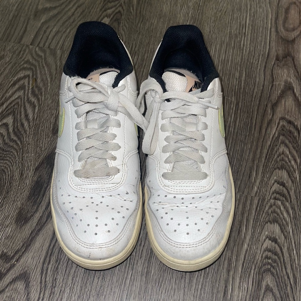Nike Women’s Court Vision